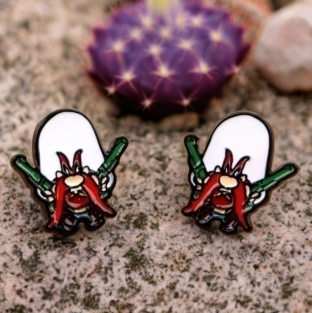 MODCLOTH YOSEMITE SAM LOONEY TOONS MINI STUD EARRINGS